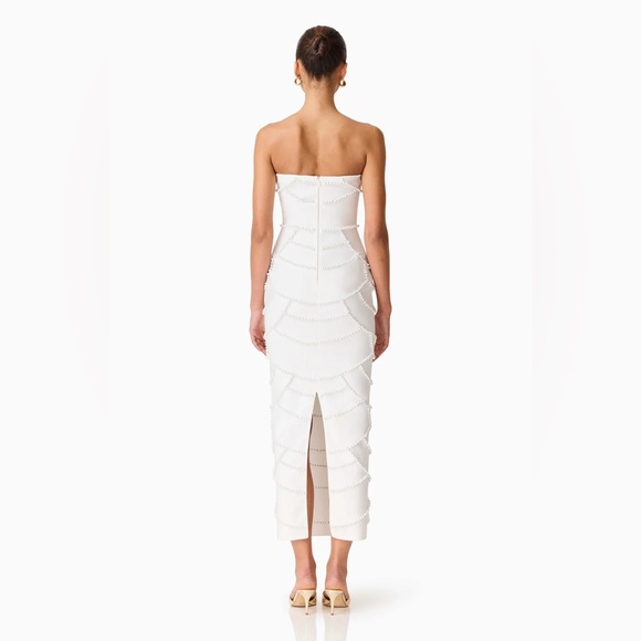 Elliatt Lucine Fitted Gown in White Bridal Shower Wedding Dress size S  NWT - Picture 4 of 8